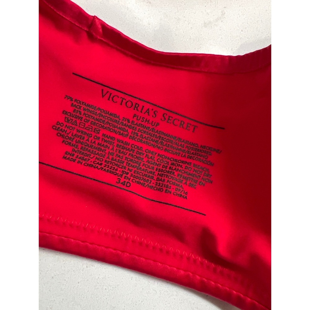 Victorias Secret Red Satin Push-Up Bra Underwire Padded 34D Logo Charm